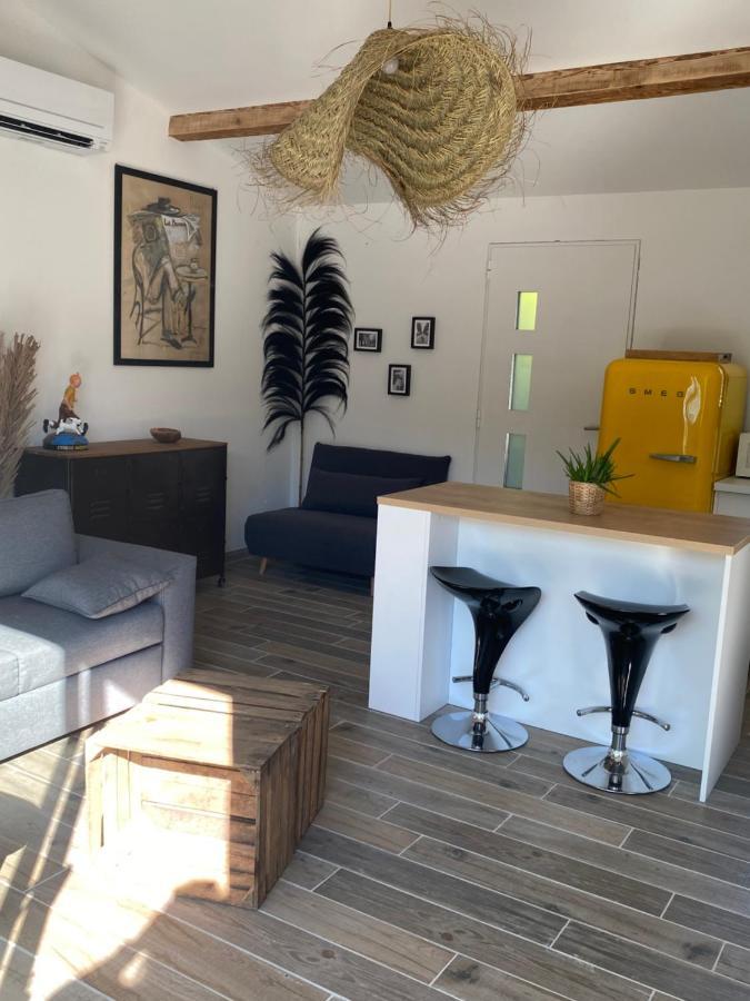 Petit Nid Douillet En Luberon Avec Spa Ansouis Luaran gambar