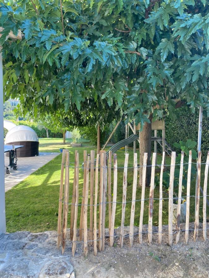 Petit Nid Douillet En Luberon Avec Spa Ansouis Luaran gambar
